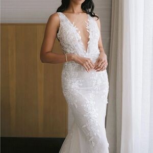Ines Di Santo, ‘Leda’ wedding dress